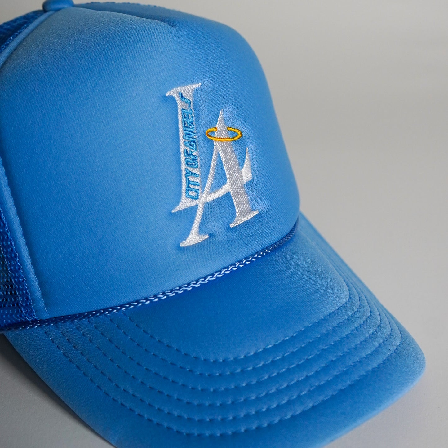 LA City Of Angels Trucker Hat - Baby Blue