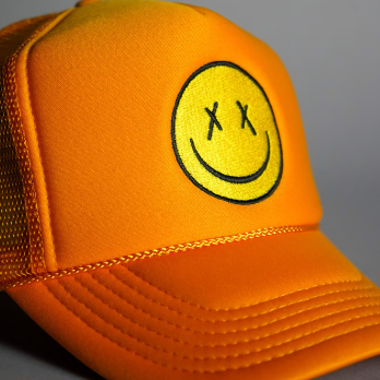 X Eyes Smiley Face Trucker Hat - Gold